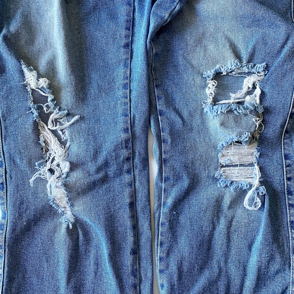 Distressed overalls | Bluenotes size Lg - Picture 3 of 6